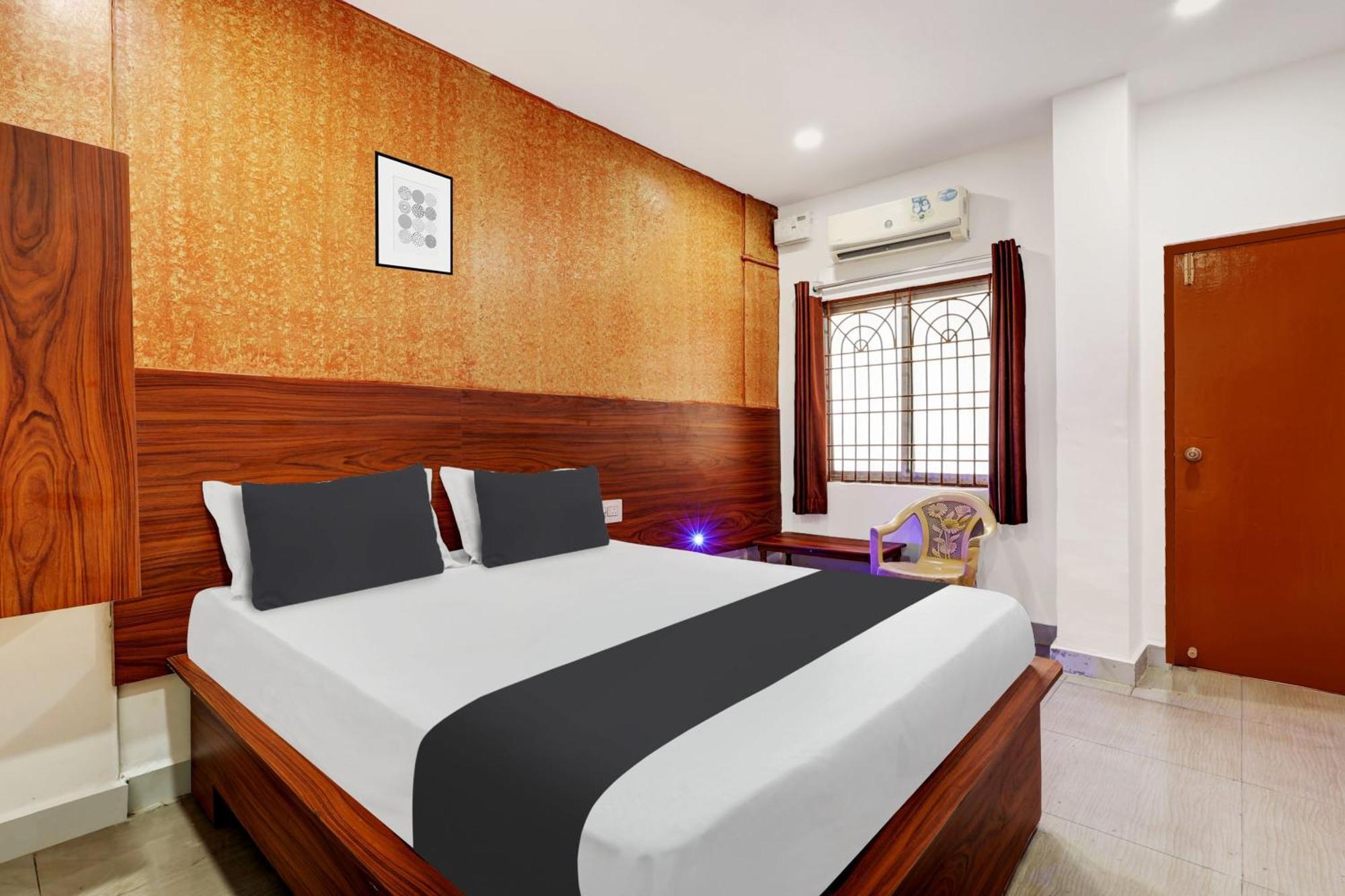 Hotel O Gangothri Lodge Visakhapatnam Eksteriør billede